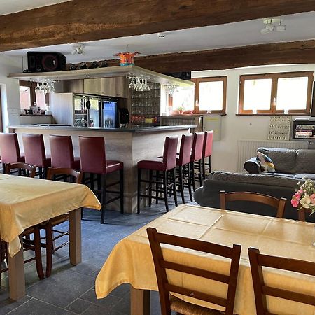 B&B Hotel In Ferme De Leuze Nabij Durbuy, Eigen Laadpalen Сом-Лёз Экстерьер фото